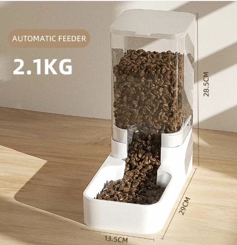 PureFlow™ Automatic Food & Water Station